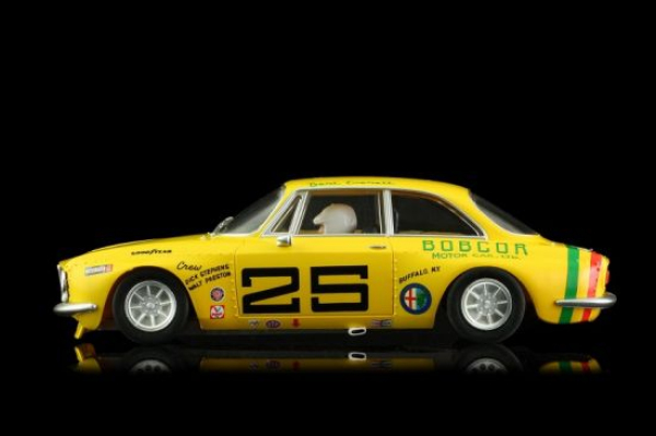 Revo Slot 1/32 Alfa Romeo Giulia GTA Nr. 25